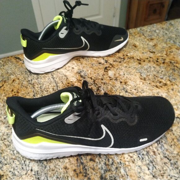 Nike Renew Ride Running Shoes Sneakers Black/Gray/Volt CD0311-007 Men's Sz 10.5 - Picture 5 of 12